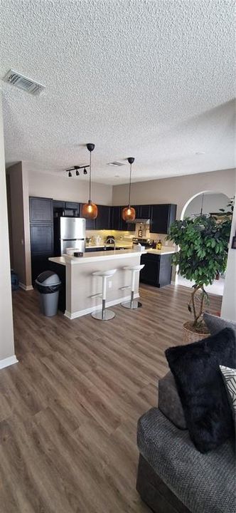 For Sale: $425,000 (4 beds, 3 baths, 2384 Square Feet)