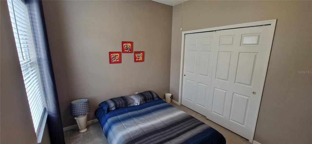 For Sale: $425,000 (4 beds, 3 baths, 2384 Square Feet)