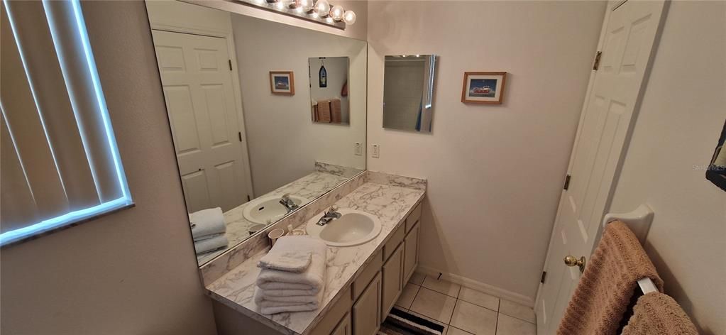 For Sale: $425,000 (4 beds, 3 baths, 2384 Square Feet)