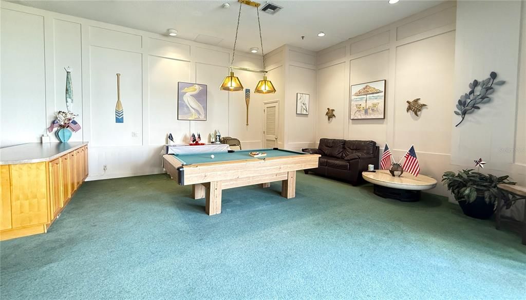 En Venta: $425,000 (2 camas, 2 baños, 890 Pies cuadrados)