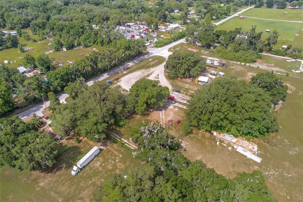 На продажу: $349,900 (4.83 acres)