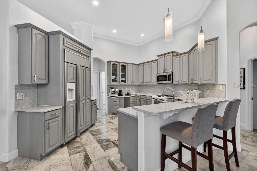 Active With Contract: $759,000 (4 beds, 3 baths, 2728 Square Feet)