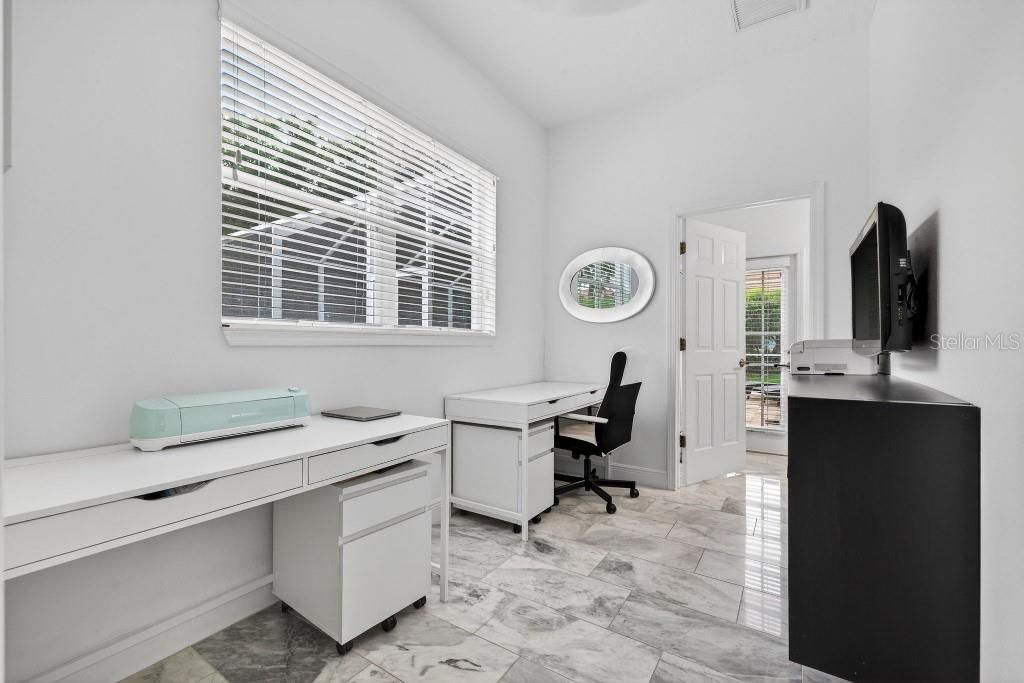 Active With Contract: $759,000 (4 beds, 3 baths, 2728 Square Feet)