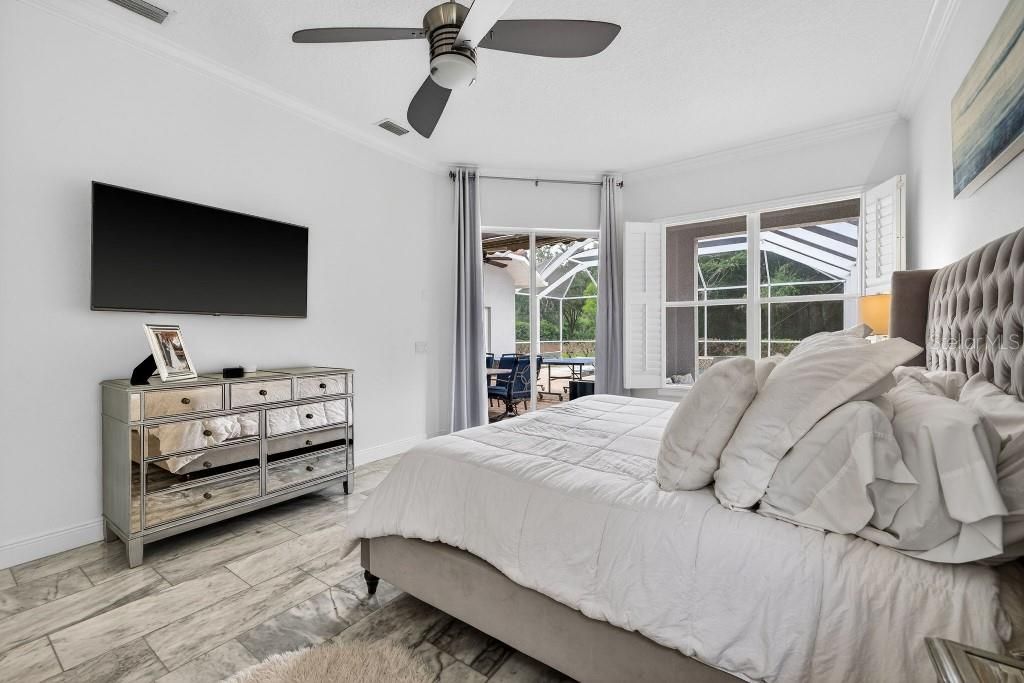 Active With Contract: $759,000 (4 beds, 3 baths, 2728 Square Feet)