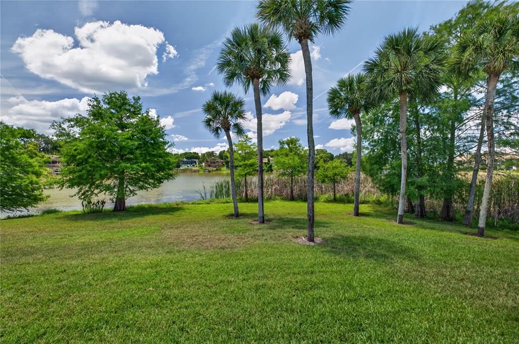 For Sale: $299,000 (2 beds, 2 baths, 1335 Square Feet)