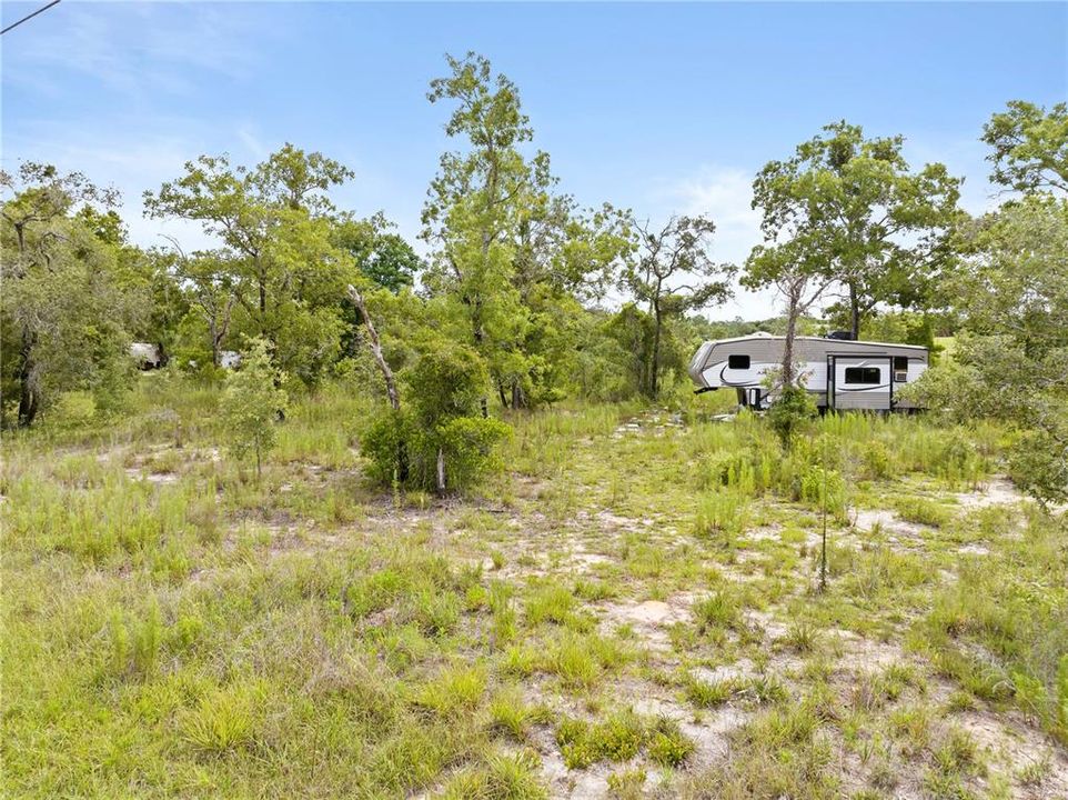 На продажу: $82,000 (1.20 acres)