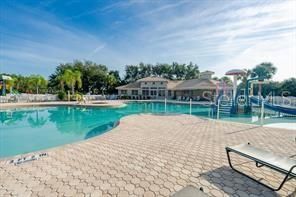 Active With Contract: $579,900 (4 beds, 3 baths, 2948 Square Feet)