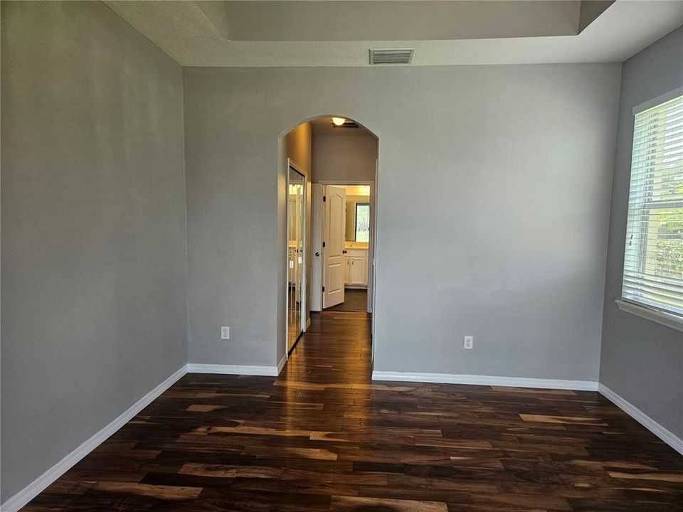 Active With Contract: $579,900 (4 beds, 3 baths, 2948 Square Feet)