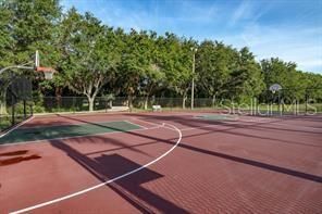 Active With Contract: $579,900 (4 beds, 3 baths, 2948 Square Feet)