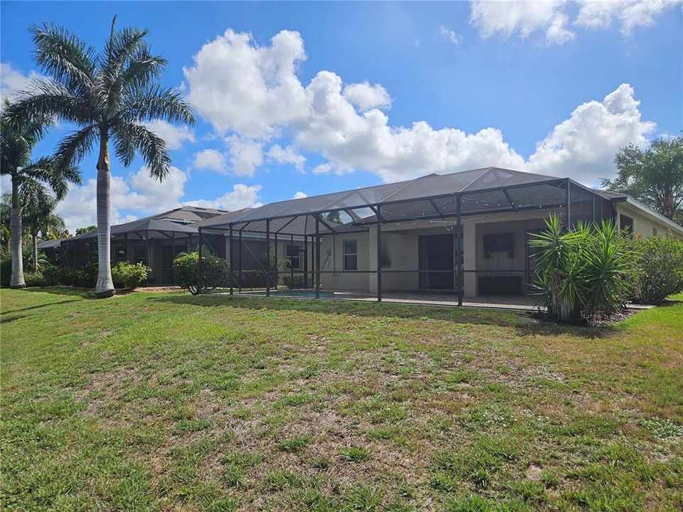 Active With Contract: $579,900 (4 beds, 3 baths, 2948 Square Feet)