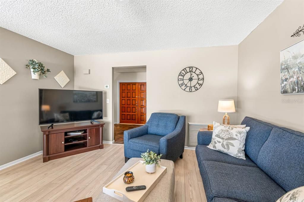 For Sale: $429,000 (3 beds, 2 baths, 1680 Square Feet)