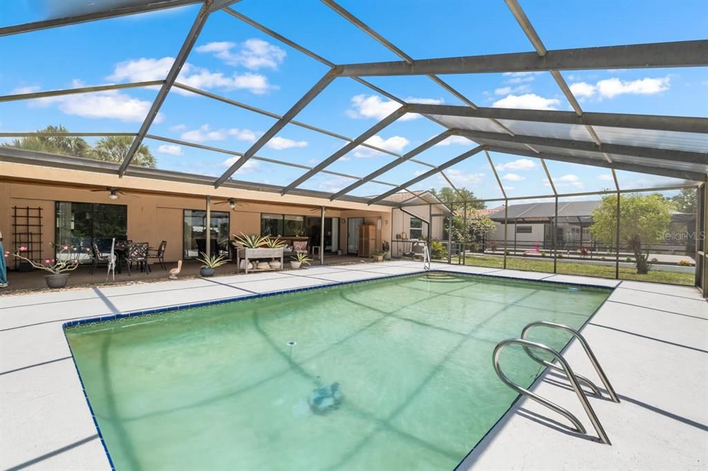 For Sale: $429,000 (3 beds, 2 baths, 1680 Square Feet)
