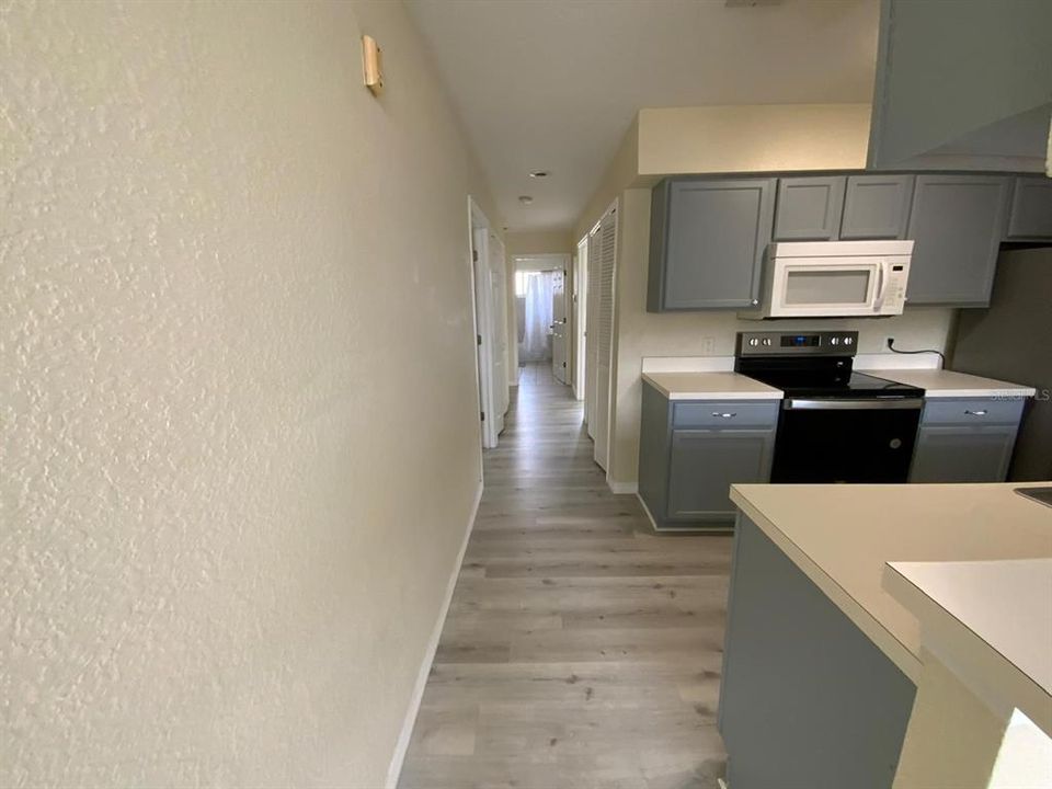 В аренду: $1,650 (3 спален, 2 ванн, 1251 Квадратных фут)