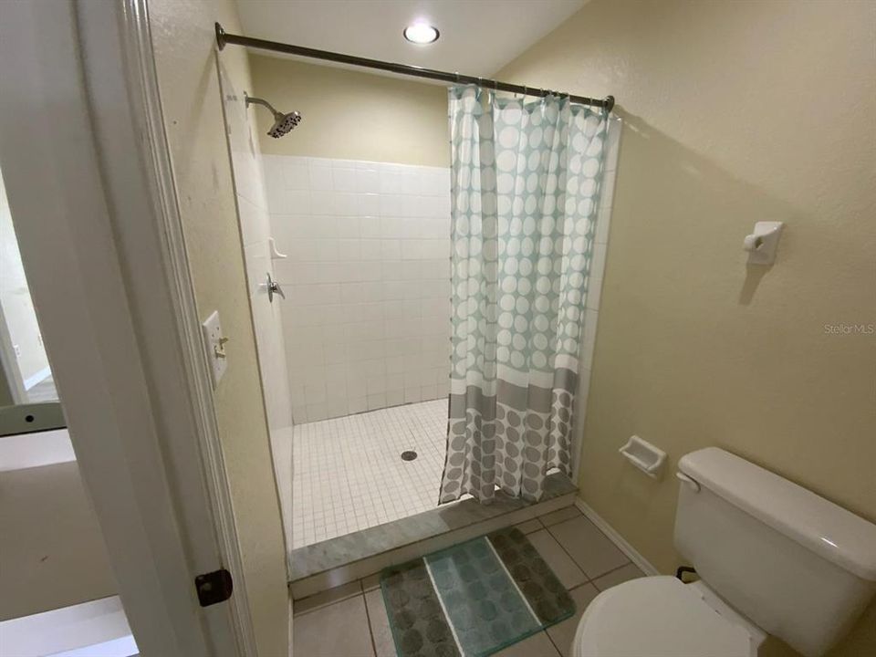 В аренду: $1,650 (3 спален, 2 ванн, 1251 Квадратных фут)