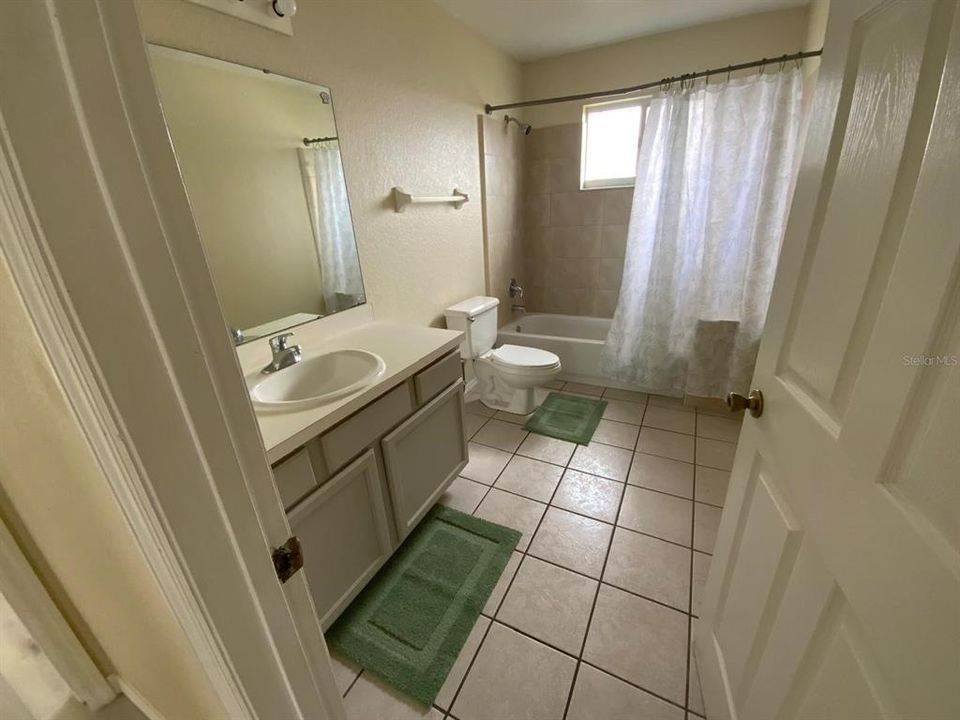 В аренду: $1,650 (3 спален, 2 ванн, 1251 Квадратных фут)