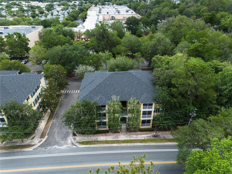 For Sale: $185,000 (2 beds, 2 baths, 1038 Square Feet)
