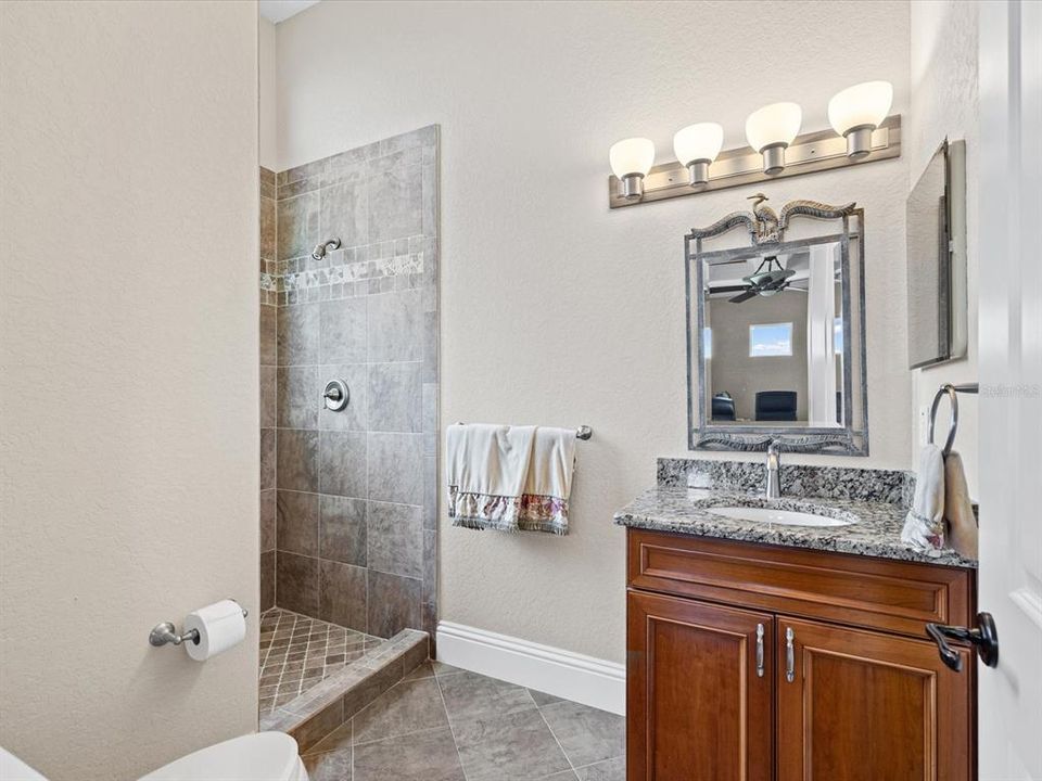 For Sale: $7,900,000 (6 beds, 6 baths, 9136 Square Feet)
