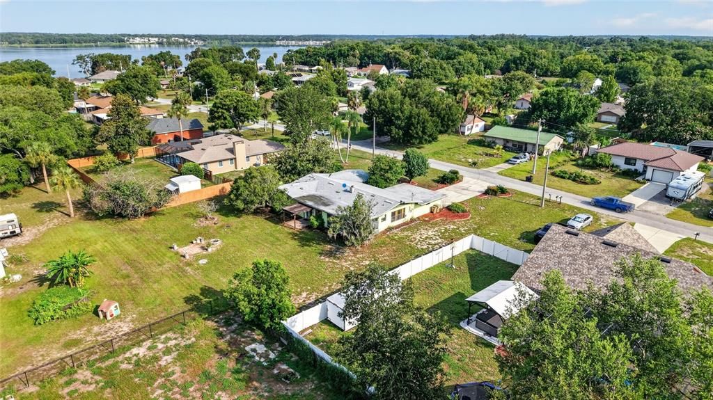 На продажу: $347,900 (3 спален, 2 ванн, 1738 Квадратных фут)