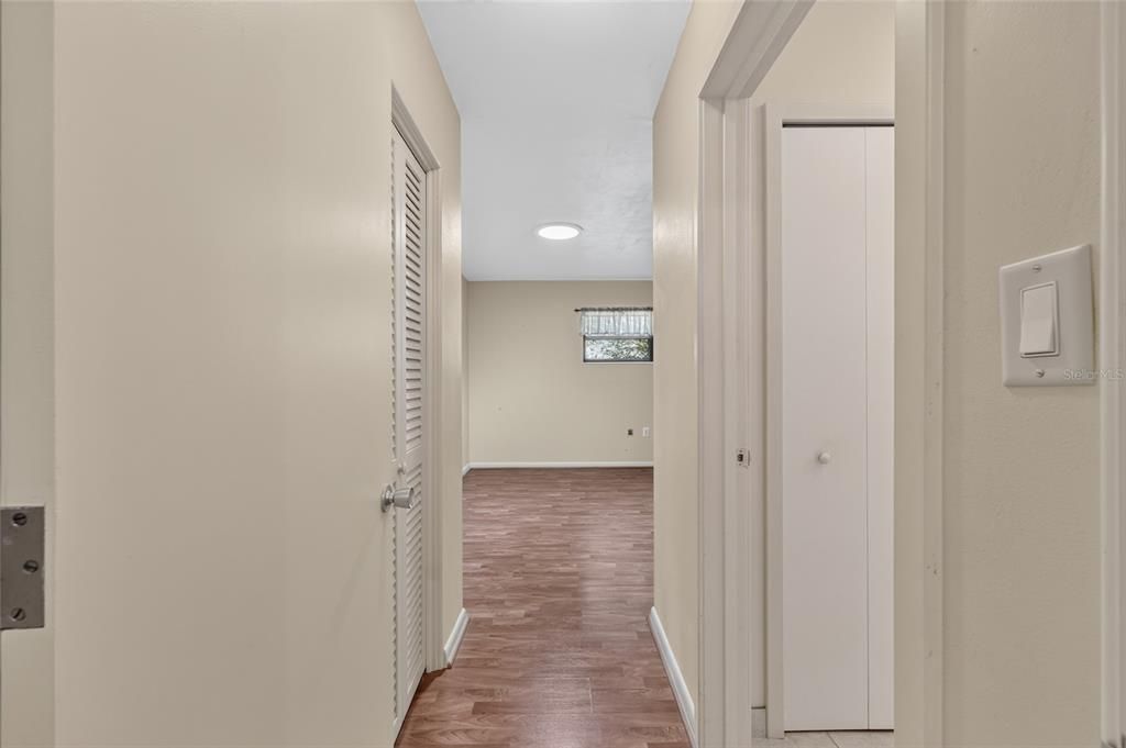 На продажу: $347,900 (3 спален, 2 ванн, 1738 Квадратных фут)