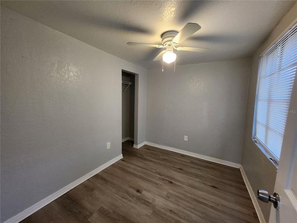 В аренду: $995 (2 спален, 1 ванн, 620 Квадратных фут)