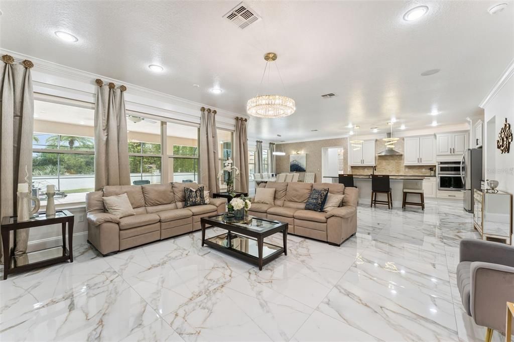 For Sale: $1,360,000 (5 beds, 4 baths, 4137 Square Feet)