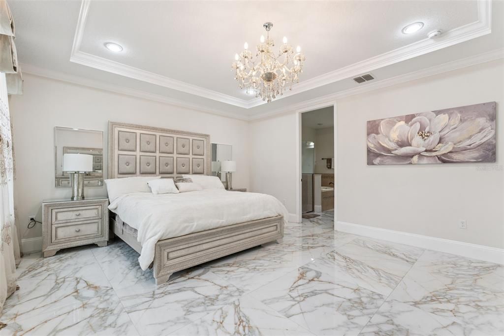 For Sale: $1,360,000 (5 beds, 4 baths, 4137 Square Feet)