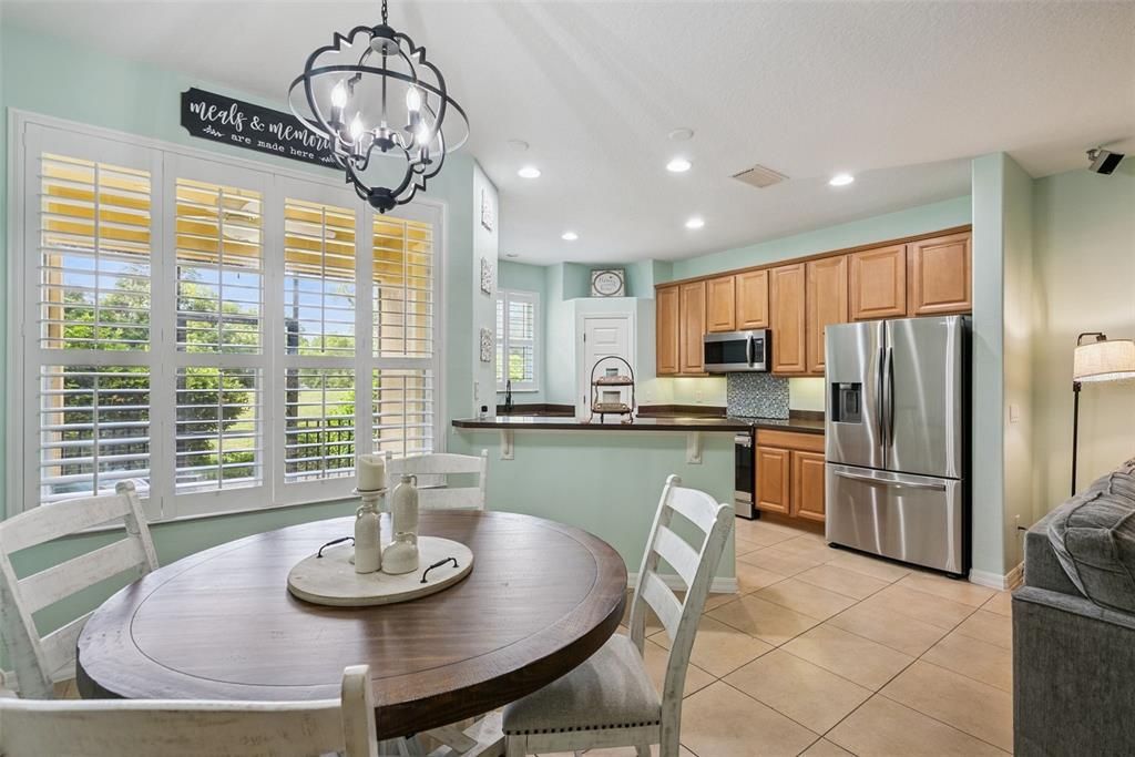 For Sale: $330,000 (3 beds, 2 baths, 1664 Square Feet)