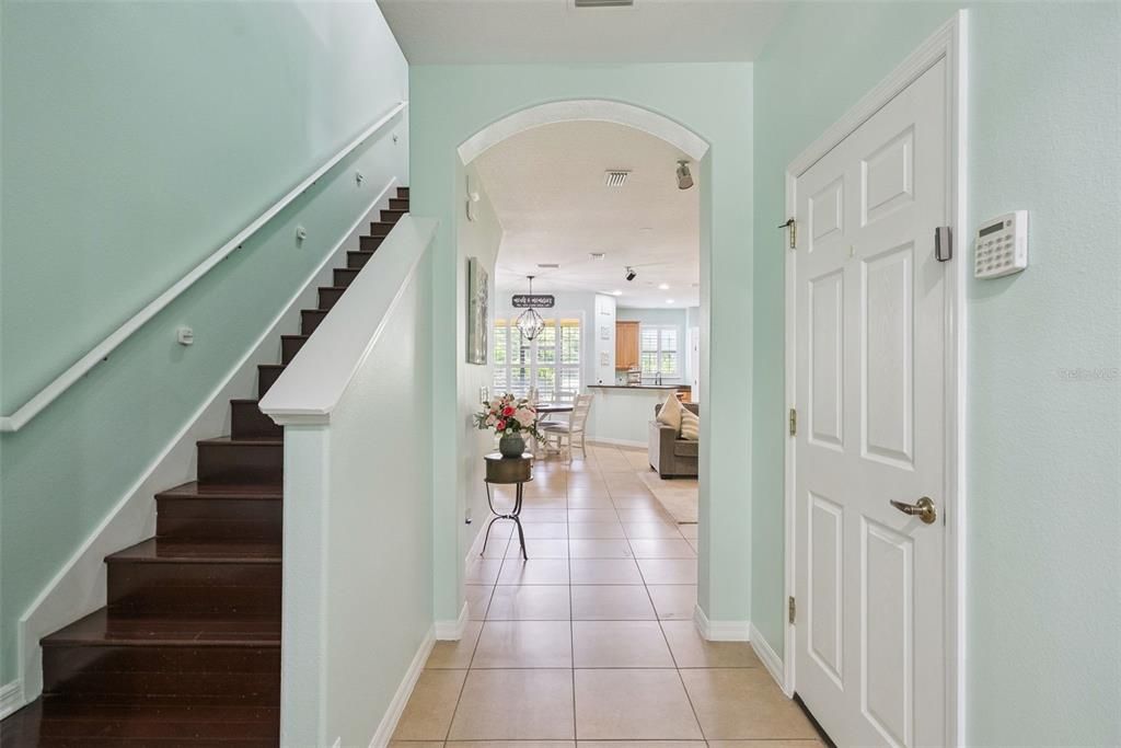For Sale: $330,000 (3 beds, 2 baths, 1664 Square Feet)