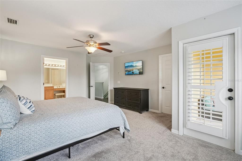 For Sale: $330,000 (3 beds, 2 baths, 1664 Square Feet)