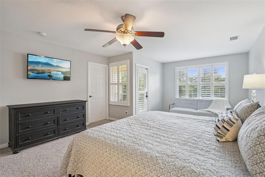 For Sale: $330,000 (3 beds, 2 baths, 1664 Square Feet)