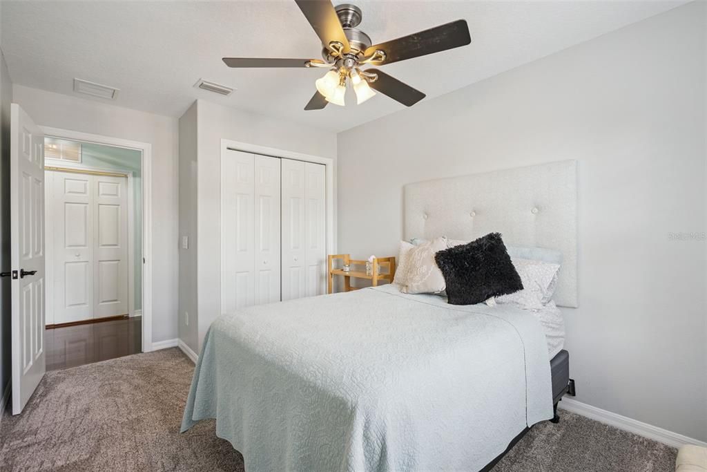 For Sale: $330,000 (3 beds, 2 baths, 1664 Square Feet)