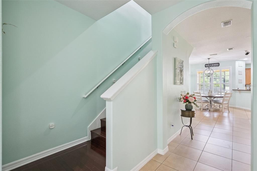 For Sale: $330,000 (3 beds, 2 baths, 1664 Square Feet)