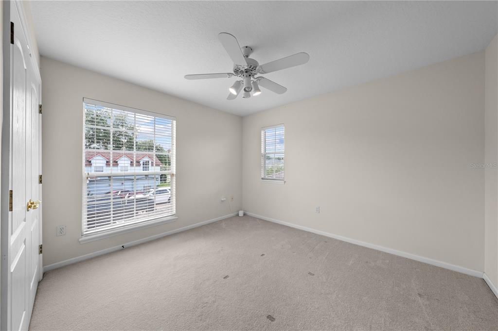 For Sale: $790,000 (5 beds, 4 baths, 3643 Square Feet)