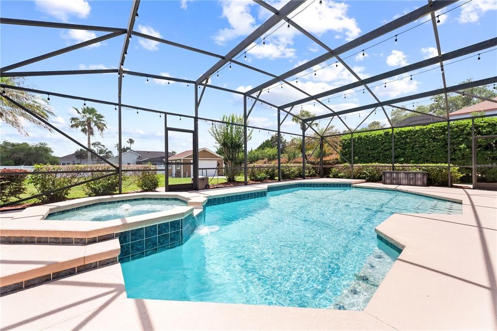 For Sale: $790,000 (5 beds, 4 baths, 3643 Square Feet)