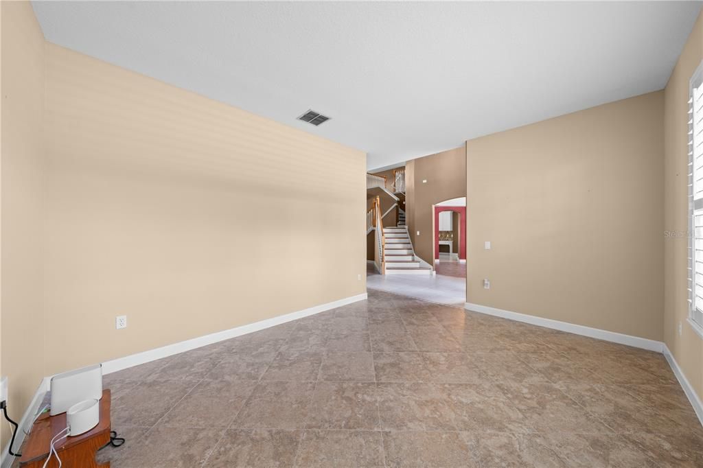 For Sale: $790,000 (5 beds, 4 baths, 3643 Square Feet)
