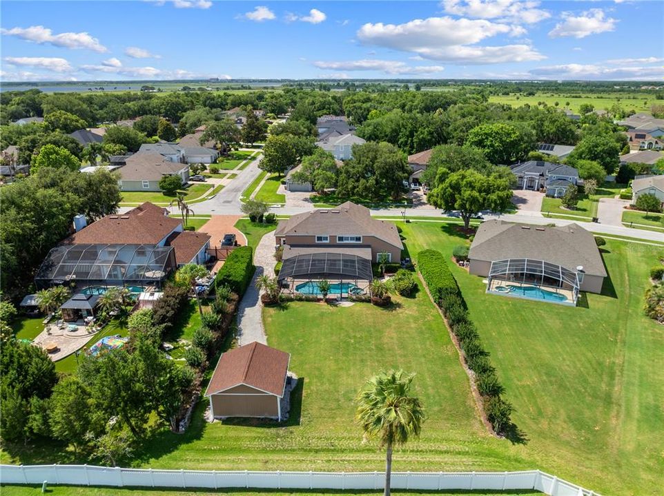 For Sale: $790,000 (5 beds, 4 baths, 3643 Square Feet)