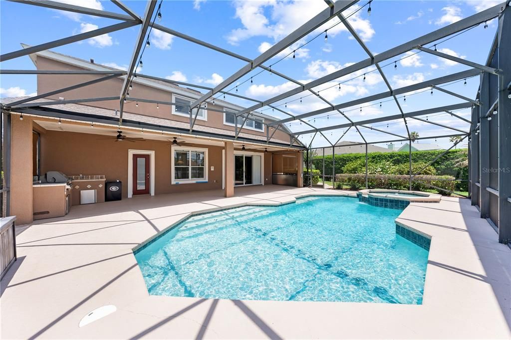 For Sale: $790,000 (5 beds, 4 baths, 3643 Square Feet)