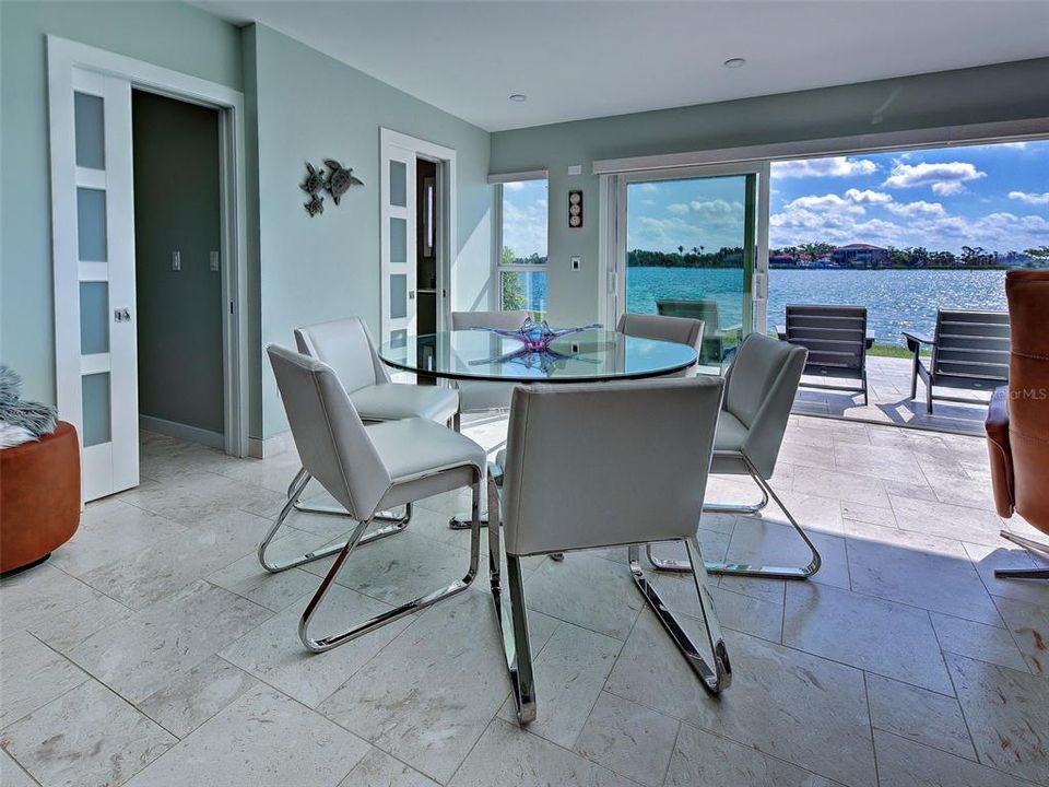 For Sale: $1,450,000 (1 beds, 2 baths, 1178 Square Feet)