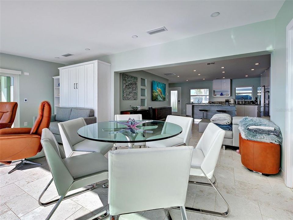 For Sale: $1,450,000 (1 beds, 2 baths, 1178 Square Feet)
