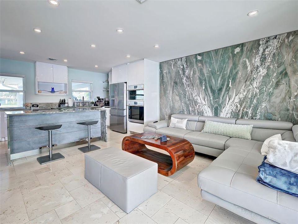 For Sale: $1,450,000 (1 beds, 2 baths, 1178 Square Feet)