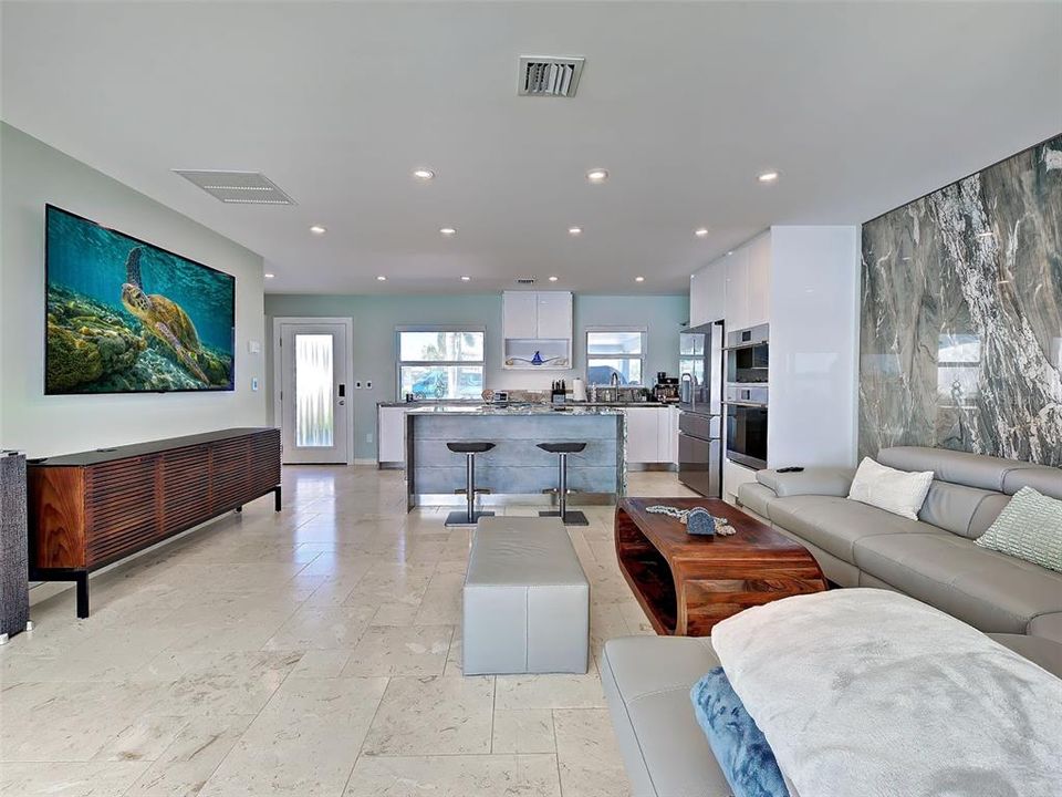 For Sale: $1,450,000 (1 beds, 2 baths, 1178 Square Feet)