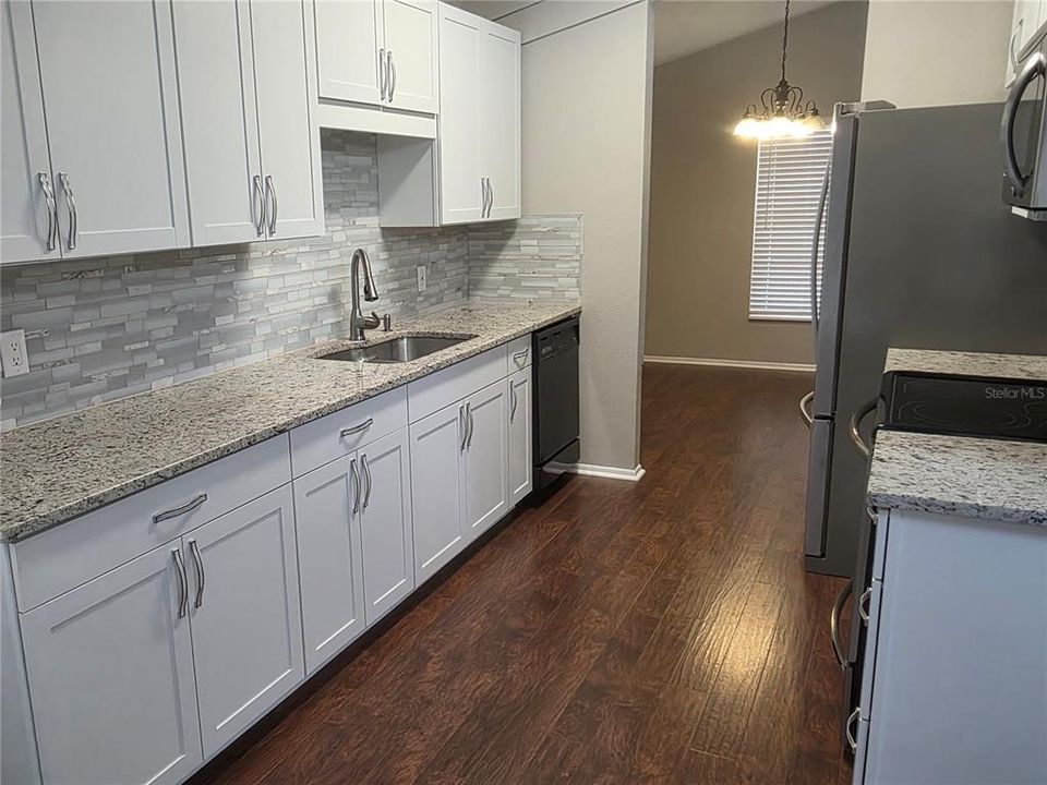 En Venta: $239,900 (3 camas, 2 baños, 1184 Pies cuadrados)