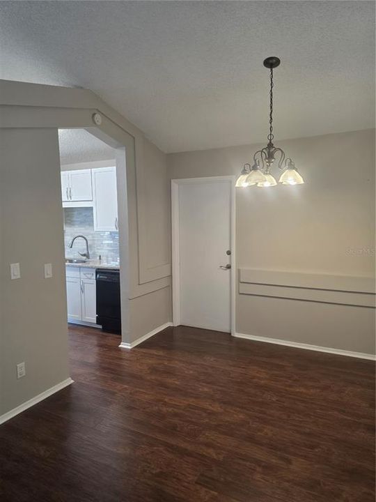 En Venta: $239,900 (3 camas, 2 baños, 1184 Pies cuadrados)