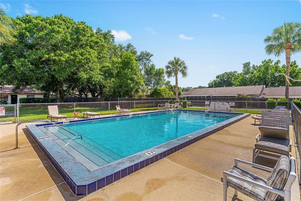For Sale: $209,999 (2 beds, 2 baths, 1027 Square Feet)