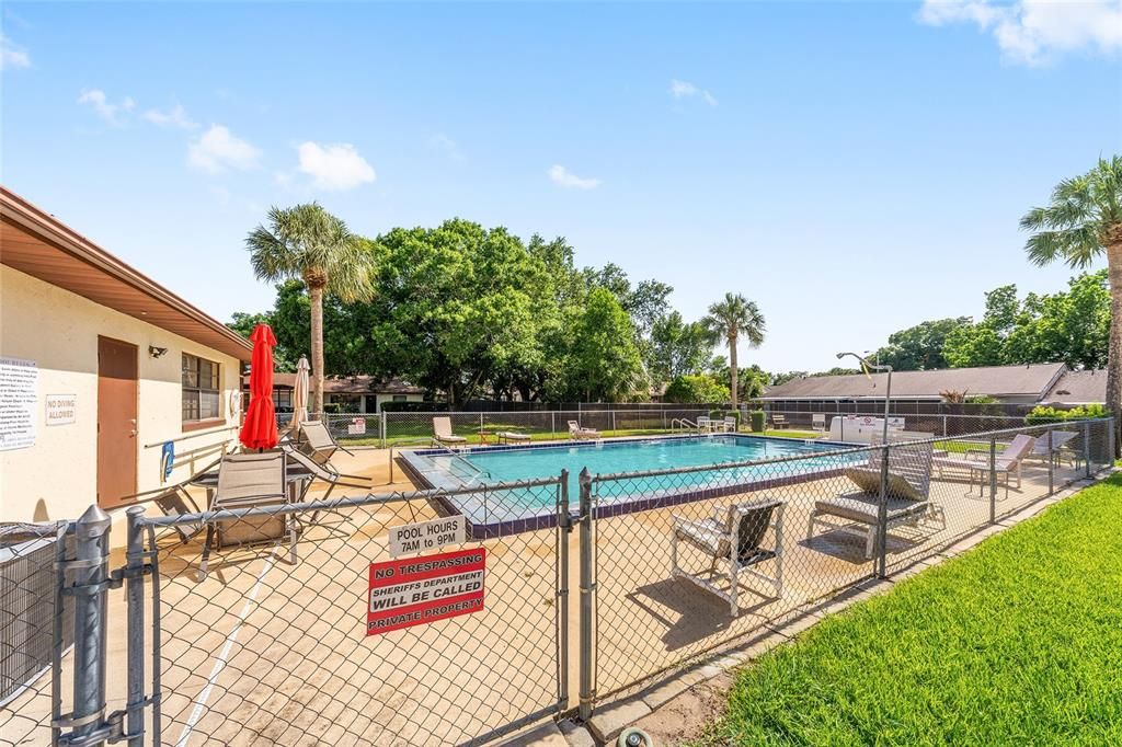 For Sale: $209,999 (2 beds, 2 baths, 1027 Square Feet)
