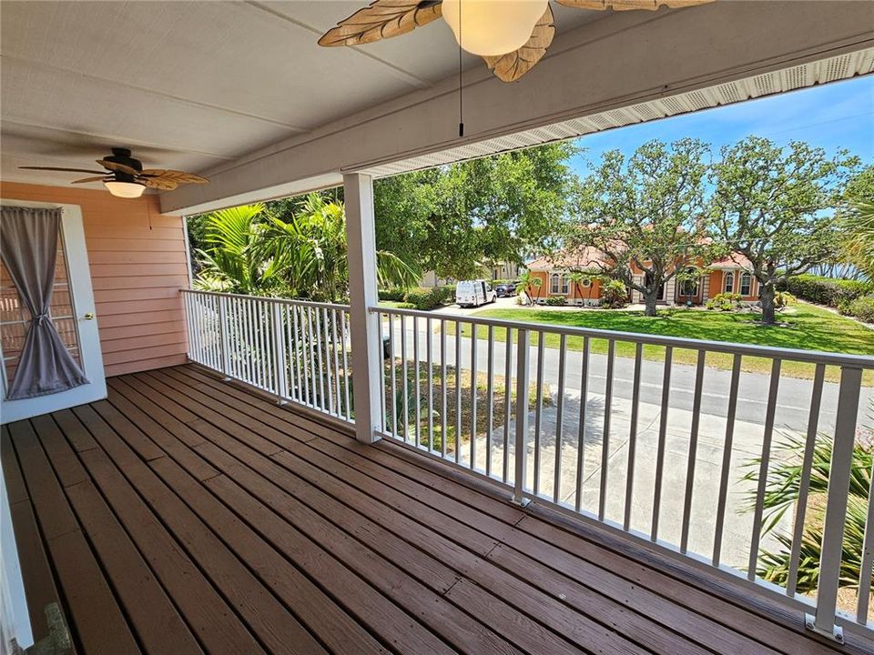 For Rent: $3,150 (3 beds, 2 baths, 1897 Square Feet)