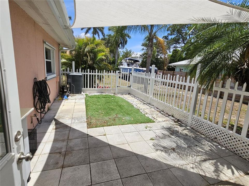 For Rent: $3,150 (3 beds, 2 baths, 1897 Square Feet)