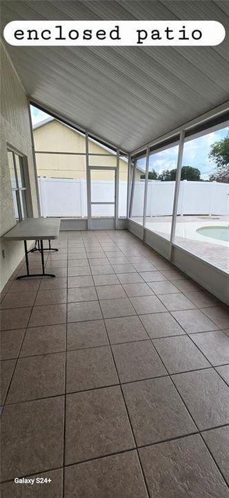 Activo con contrato: $457,000 (4 camas, 2 baños, 1839 Pies cuadrados)