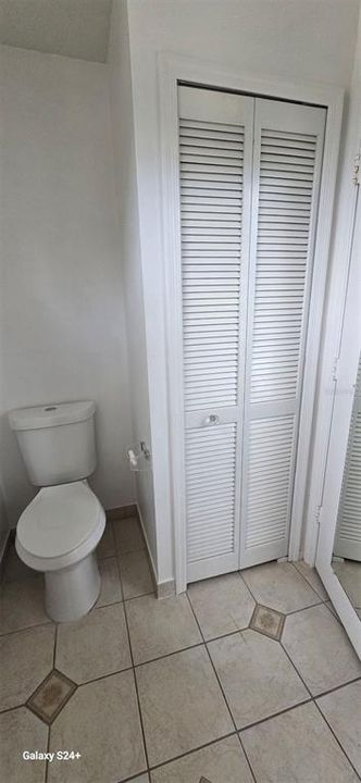 Activo con contrato: $457,000 (4 camas, 2 baños, 1839 Pies cuadrados)