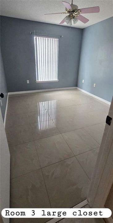 Activo con contrato: $457,000 (4 camas, 2 baños, 1839 Pies cuadrados)